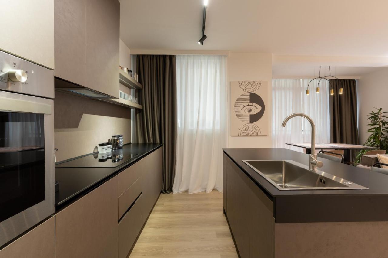 Luxury City Center Apartment *